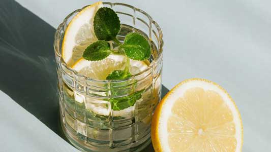 lemon infused water